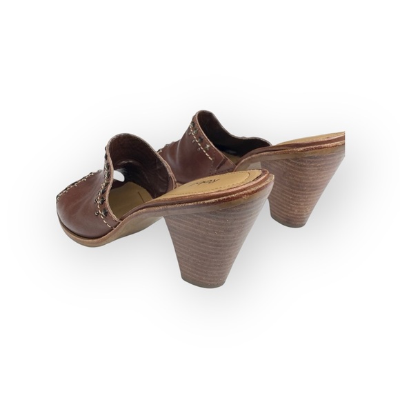 Reba by Reba McEntire ❁ Jasper Leather Open Toe Studded Sandals ❁ Brown ❁ 8.5M ❁ - Picture 4 of 16